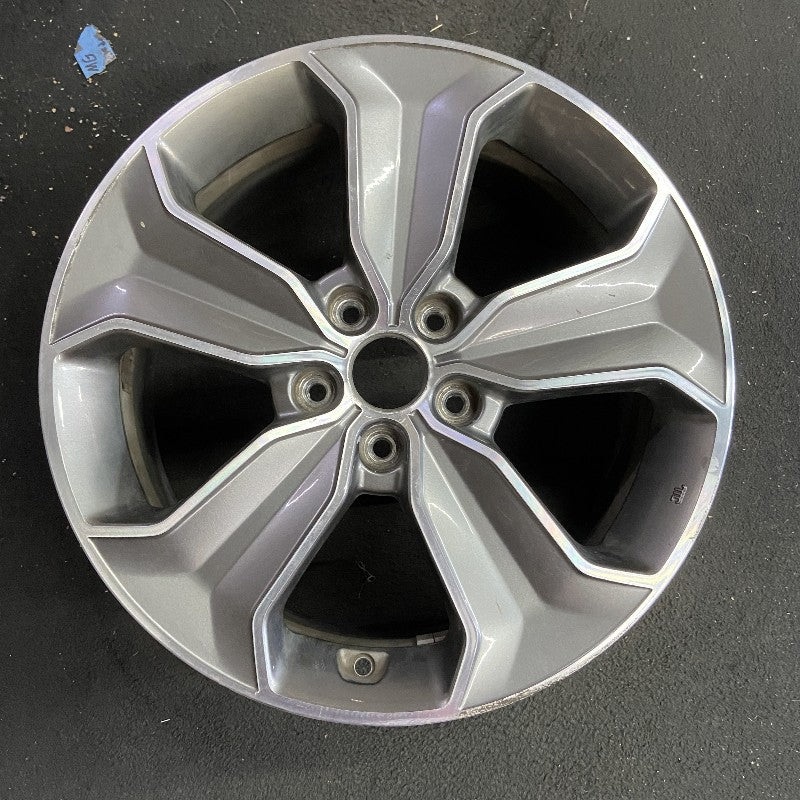 18″ SANTA FE 13 18×7.5 alloy 5 spoke 3.3L LWB Original OEM Wheel Rim