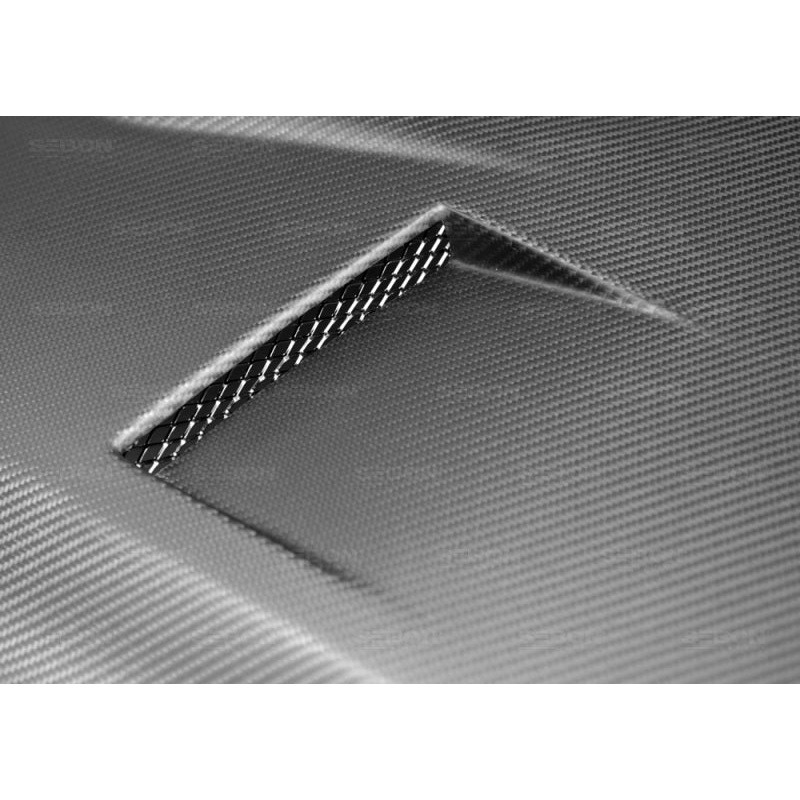 Seibon 09-15 Nissan GTR R35 GTII Dry Carbon Hood