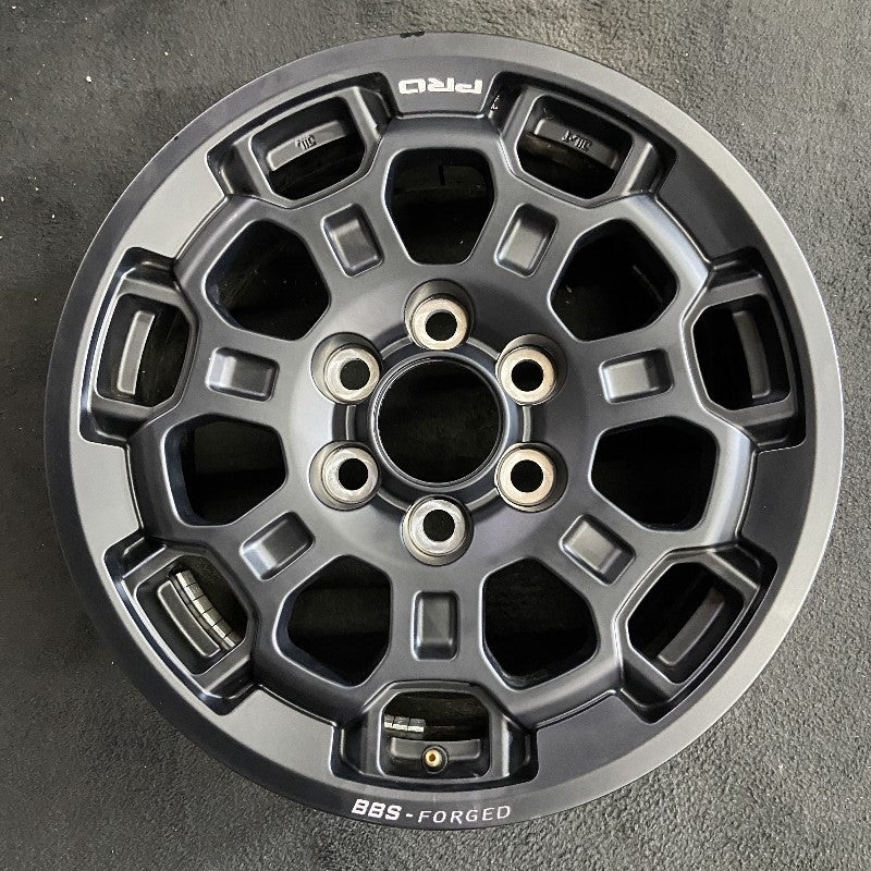 18″ SEQUOIA 23-24 18×7.5 6 double spoke matte black Pro package Original OEM Wheel Rim