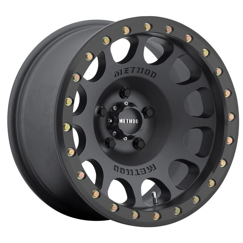 Method MR105 Beadlock 17×8.5 0mm Offset 8×6.5 130.81mm CB Matte Black w/BH-H24125 Wheel