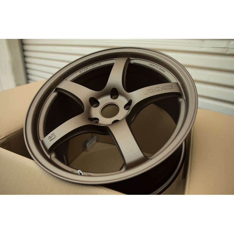 Gram Lights 57CR 18×10.5 +12 5×114.3 Bronze 2 (SET)